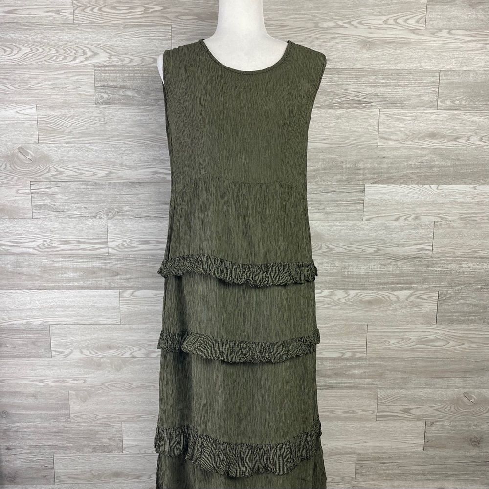 Jasmine KVM VTG Green Ruffle Long Sleeveless Dress